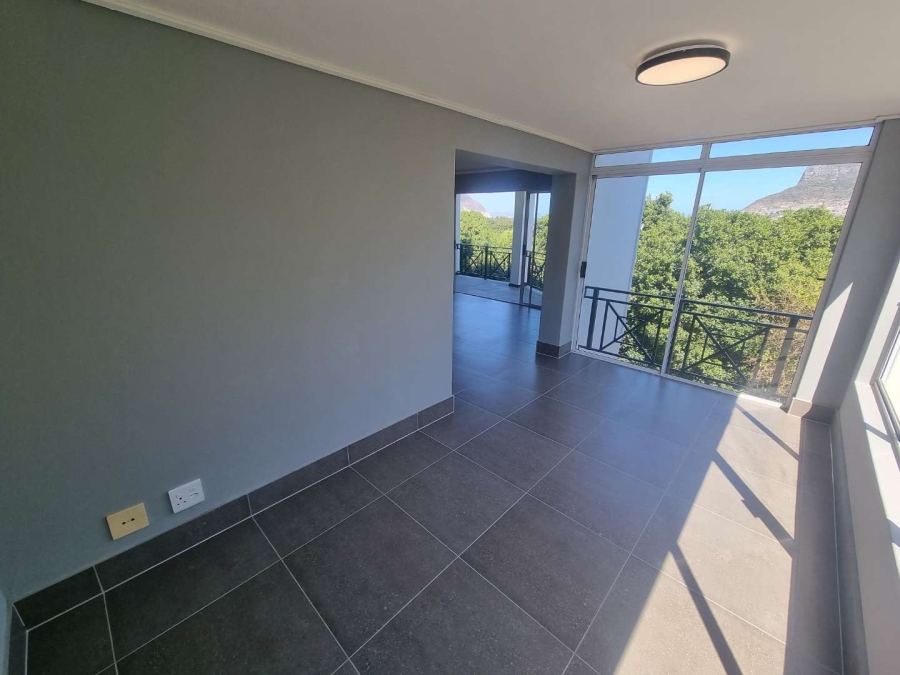 To Let 3 Bedroom Property for Rent in Scott Estate Western Cape